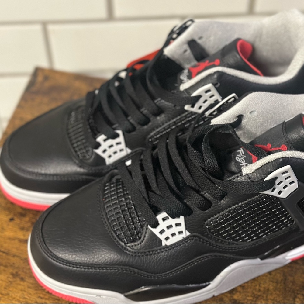 Air Jordan 4 retro